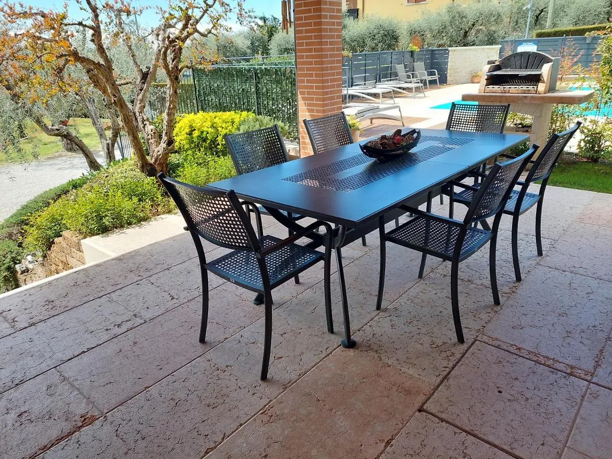 アパート Casa Pergola 1 - Elegante Appartamento Per 6 Persone - Fronte Piscina, Parking バルドリーノ