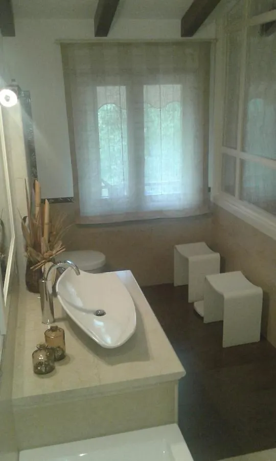 Casa Pergola 1 - Elegante Appartamento Per 6 Persone - Fronte Piscina, Parking Бардолино 0*,  Италия